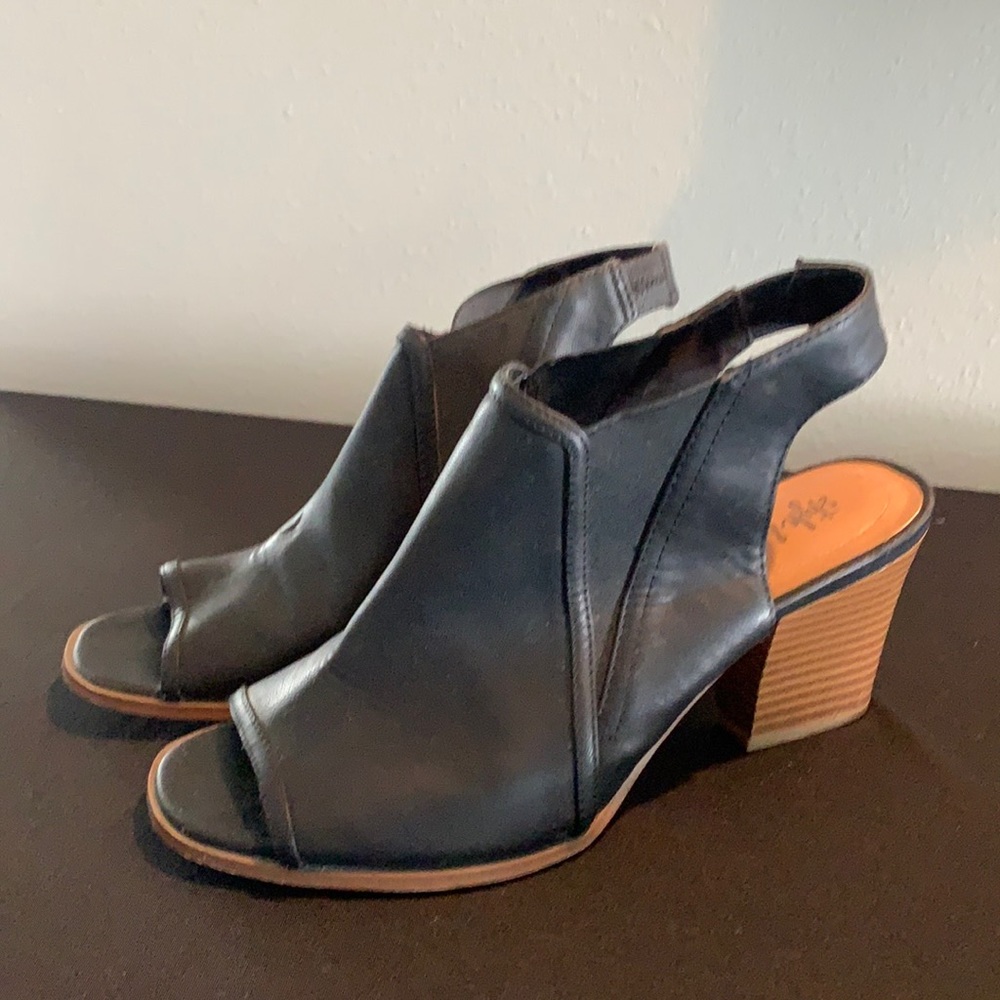 Style & Co black heels